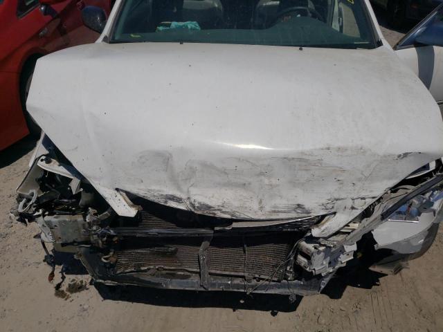 Photo 11 from auction – 2003 TOYOTA CAMRY LE with VIN 4T1BF30K33U040303