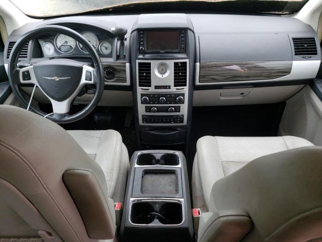Photo 8 from auction – 2010 CHRYSLER TOWN & COU with VIN 2A4RR5DX2AR359790