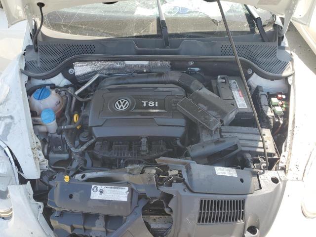 Photo 11 from auction – 2016 VOLKSWAGEN BEETLE SE with VIN 3VWJ17AT7GM635658