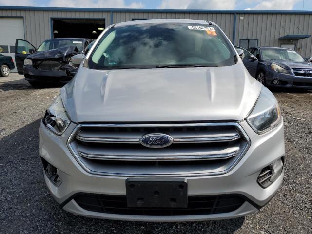 Photo 5 from auction – 2017 FORD ESCAPE SE with VIN 1FMCU0GD7HUD50185