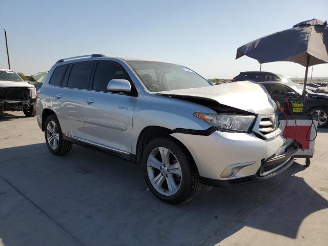 Photo 4 from auction – 2013 TOYOTA HIGHLANDER with VIN 5TDYK3EH1DS136475