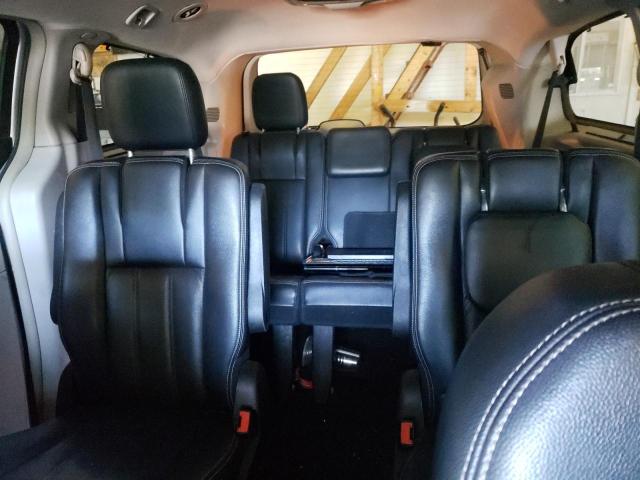 Photo 10 from auction – 2011 CHRYSLER TOWN & COU with VIN 2A4RR8DG4BR713067