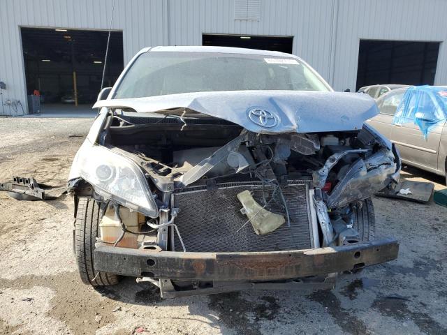 Photo 5 from auction – 2014 TOYOTA SIENNA XLE with VIN 5TDDK3DC5ES086248