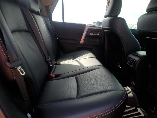 Photo 11 from auction – 2020 TOYOTA 4RUNNER SR with VIN JTEBU5JR8L5804332