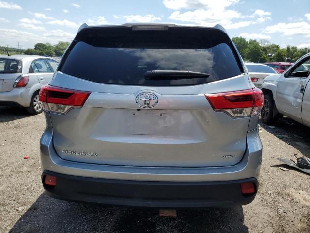 Photo 6 from auction – 2017 TOYOTA HIGHLANDER with VIN 5TDBZRFH1HS439832
