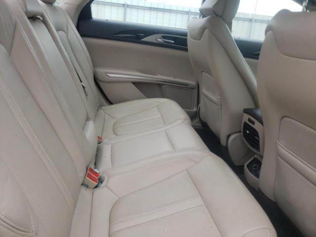 Снимка 10 от търг – 2016 LINCOLN MKZ с VIN 3LN6L2J90GR611517