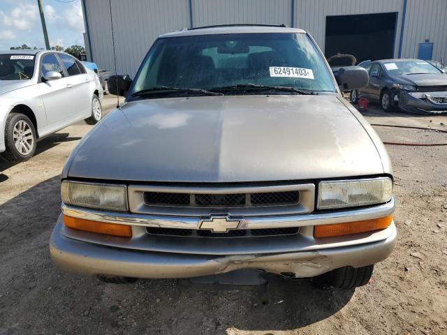 Photo 5 from auction – 2002 CHEVROLET BLAZER with VIN 1GNCS18W32K204831