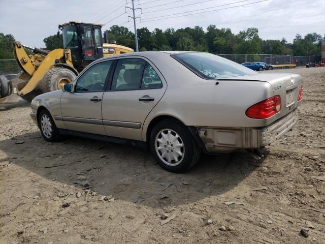 Photo 2 from auction – 1996 MERCEDES-BENZ E 320 with VIN WDBJF55F4TJ014607