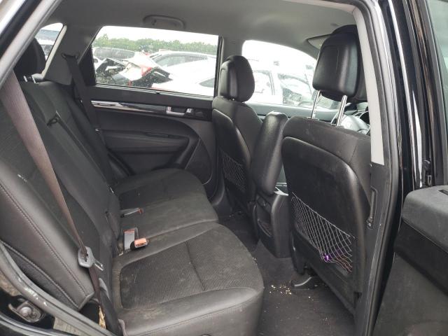 Photo 11 from auction – 2015 KIA SORENTO LX with VIN 5XYKTCA60FG571365