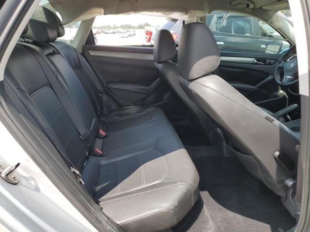 Photo 10 from auction – 2014 VOLKSWAGEN PASSAT S with VIN 1VWAT7A34EC025158