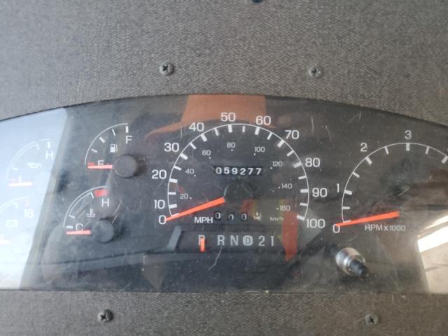 Photo 8 from auction – 1998 SOUT MOTORHOME with VIN 3FCNF53S6XJA03556