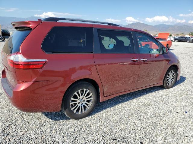 Photo 3 from auction – 2018 TOYOTA SIENNA XLE with VIN 5TDYZ3DC1JS910575