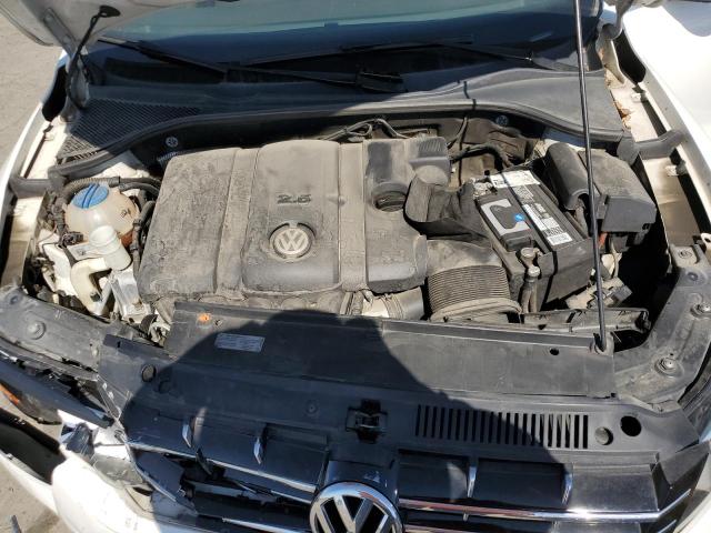 Photo 11 from auction – 2012 VOLKSWAGEN PASSAT SEL with VIN 1VWCP7A31CC063232