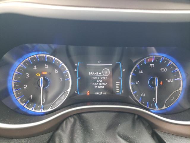 Photo 9 from auction – 2017 CHRYSLER PACIFICA T with VIN 2C4RC1BG4HR592129