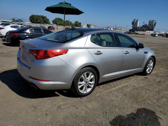 Photo 3 from auction – 2011 KIA OPTIMA EX with VIN KNAGN4A71B5174021
