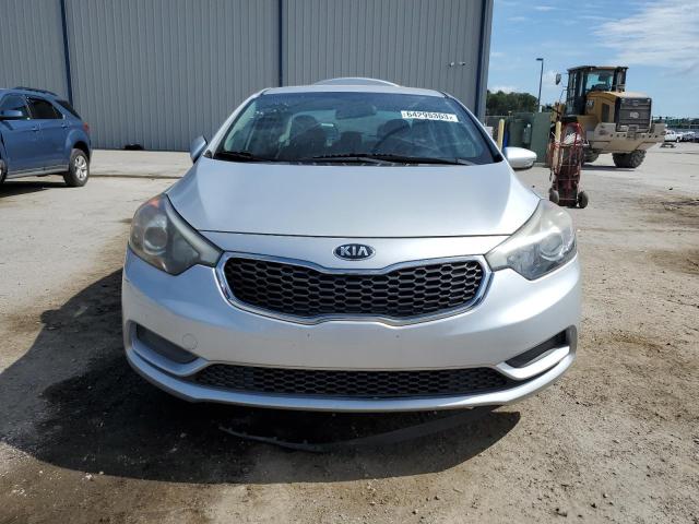 Photo 5 from auction – 2016 KIA FORTE LX with VIN KNAFK4A69G5572290