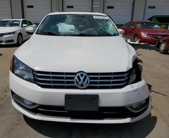 Photo 5 from auction – 2015 VOLKSWAGEN PASSAT SEL with VIN 1VWCV7A35FC019809