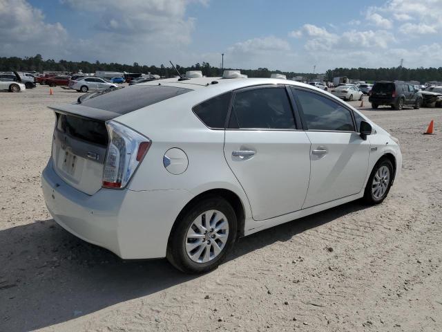 Photo 3 from auction – 2014 TOYOTA PRIUS PLUG with VIN JTDKN3DPXE3058710