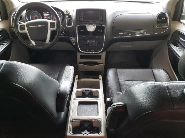 Photo 8 from auction – 2015 CHRYSLER TOWN & COU with VIN 2C4RC1BG3FR545526