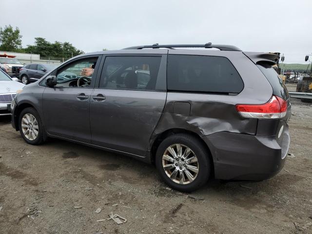 Photo 2 from auction – 2011 TOYOTA SIENNA LE with VIN 5TDJK3DC9BS012359