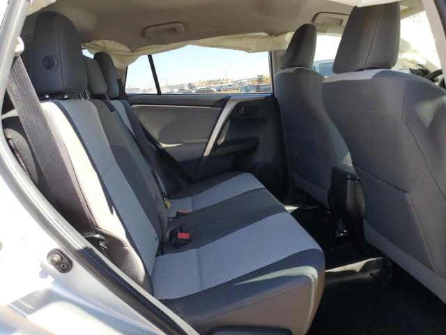 Photo 11 from auction – 2015 TOYOTA RAV4 LE with VIN JTMZFREV8FJ044989
