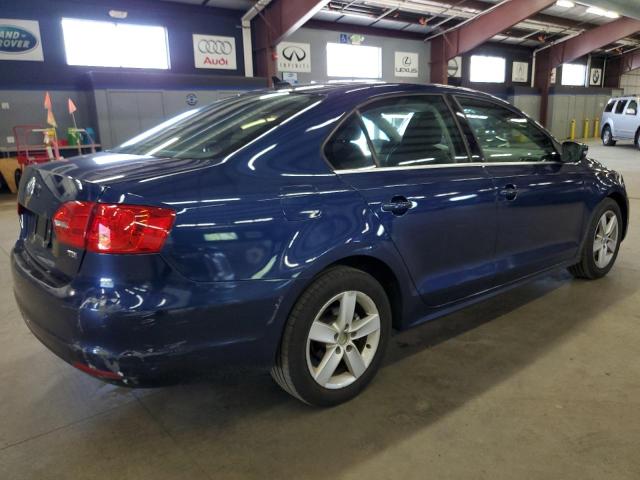 Photo 3 from auction – 2013 VOLKSWAGEN JETTA with VIN 3VW3L7AJ6DM279717