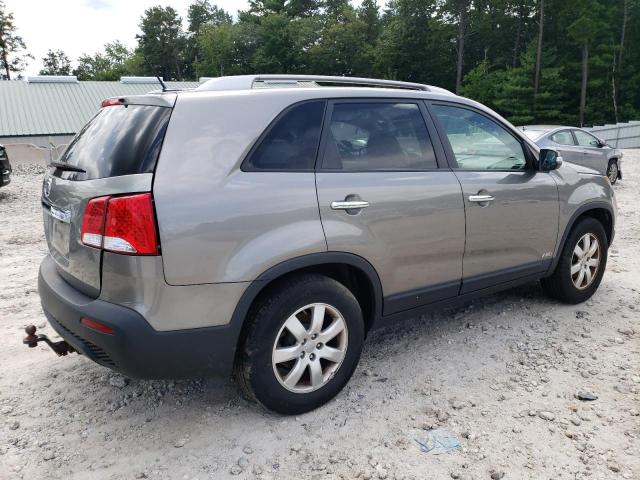 Photo 3 from auction – 2013 KIA SORENTO LX with VIN 5XYKTDA29DG390040