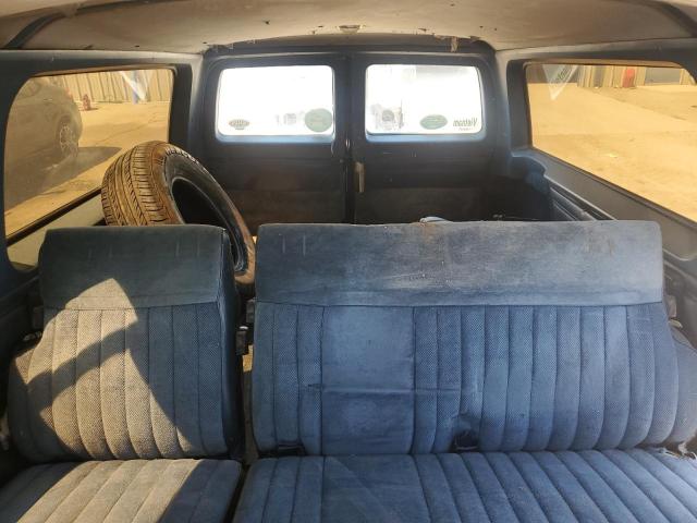 Photo 10 from auction – 1986 GMC SUBURBAN C with VIN 1G5EC16C2GF527668