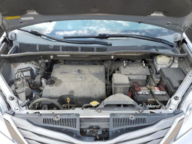 Photo 12 from auction – 2014 TOYOTA SIENNA XLE with VIN 5TDDK3DC6ES076411
