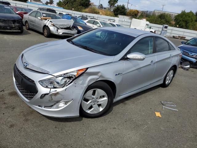 HYUNDAI SONATA HYB 2012 with VIN KMHEC4A41CA037204 - Photo from auction