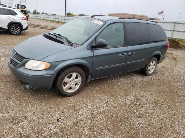 DODGE GRAND CARA 2005 with VIN 2D4GP44L95R368599 - Photo from auction