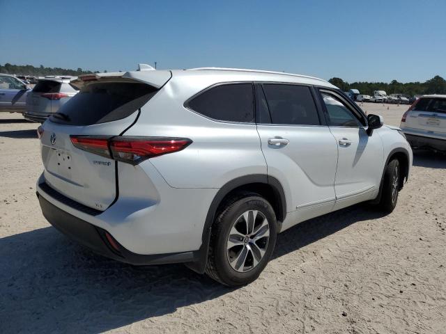 Photo 3 from auction – 2022 TOYOTA HIGHLANDER with VIN 5TDAARAH6NS514322