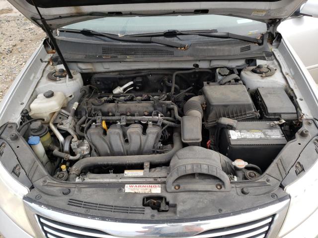 Photo 11 from auction – 2009 KIA OPTIMA LX with VIN KNAGE228395298068