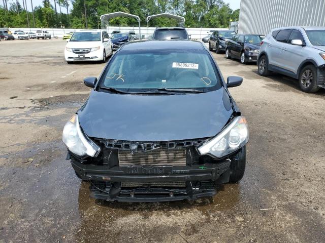 Photo 5 from auction – 2016 KIA FORTE LX with VIN KNAFK4A69G5570989