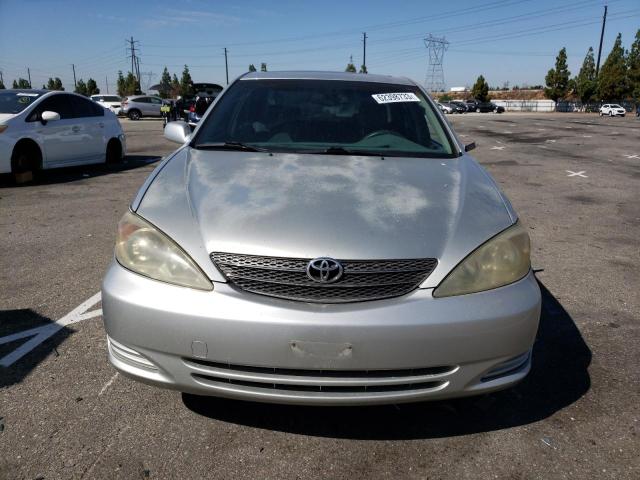 Photo 5 from auction – 2002 TOYOTA CAMRY LE with VIN JTDBE30K720110432