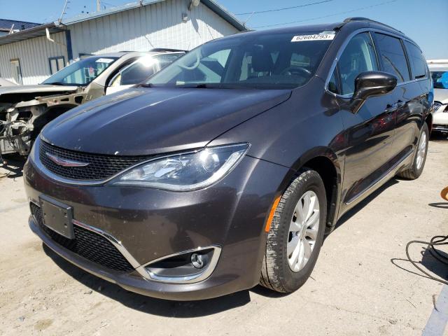 CHRYSLER PACIFICA T 2017 with VIN 2C4RC1BG1HR576583 - Photo from auction