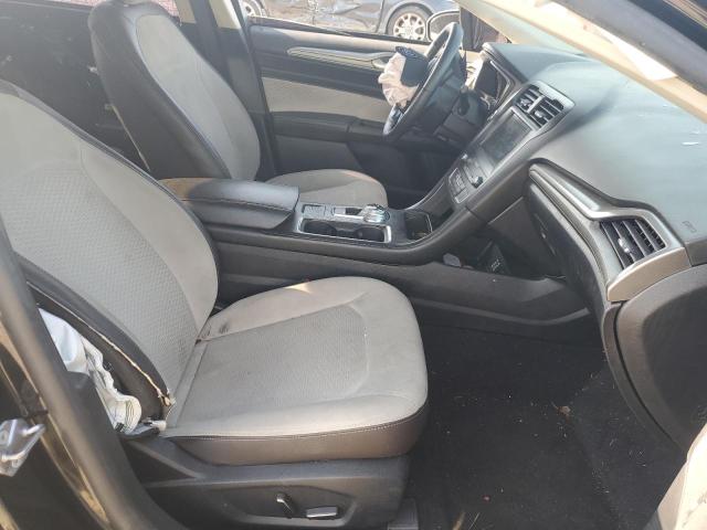 Photo 13 from auction – 2019 FORD FUSION SE with VIN 3FA6P0HD2KR267324