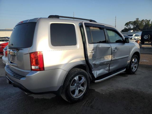 Photo 3 from auction – 2012 HONDA PILOT EXLN with VIN 5FNYF3H77CB008817