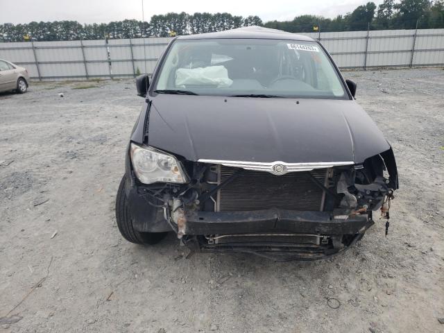 Photo 5 from auction – 2010 CHRYSLER TOWN & COU with VIN 2A4RR4DE5AR203879