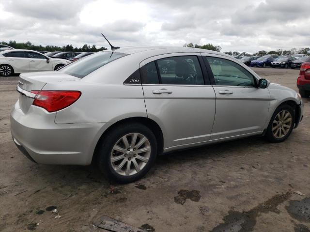 Photo 3 from auction – 2012 CHRYSLER 200 TOURIN with VIN 1C3CCBBB9CN101175