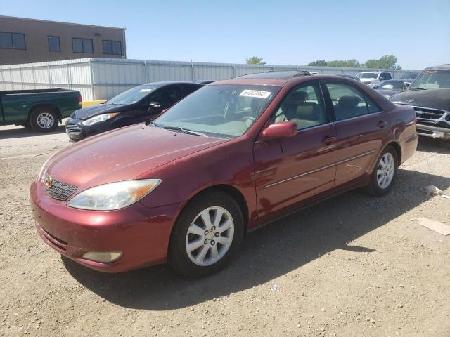 TOYOTA CAMRY LE 2004 with VIN 4T1BE32K54U355797 - Photo from auction