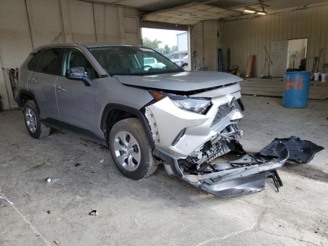 Photo 4 from auction – 2022 TOYOTA RAV4 LE with VIN 2T3F1RFV5NW263473