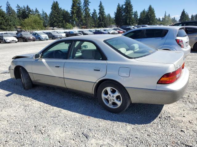 Photo 2 from auction – 1999 LEXUS ES 300 with VIN JT8BF28GXX5073859