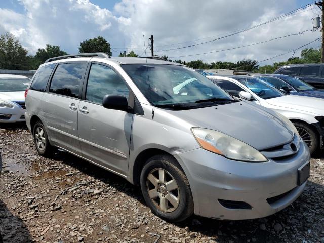 Photo 4 from auction – 2007 TOYOTA SIENNA CE with VIN 5TDZK23C07S029329