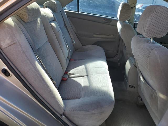Photo 10 from auction – 2004 TOYOTA CAMRY LE with VIN 4T1BF32K74U568442