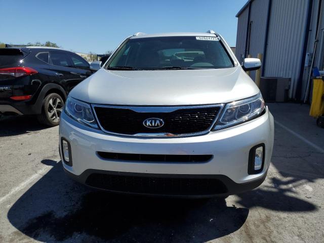 Photo 5 from auction – 2014 KIA SORENTO EX with VIN 5XYKU4A70EG528459