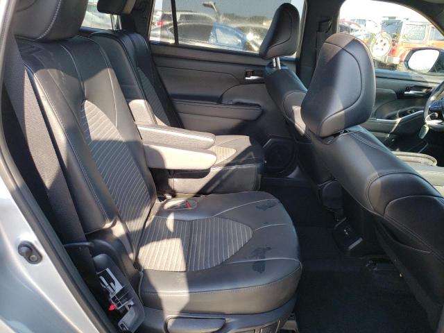 Снимка 11 от търг – 2021 TOYOTA HIGHLANDER с VIN 5TDLZRBH8MS103003