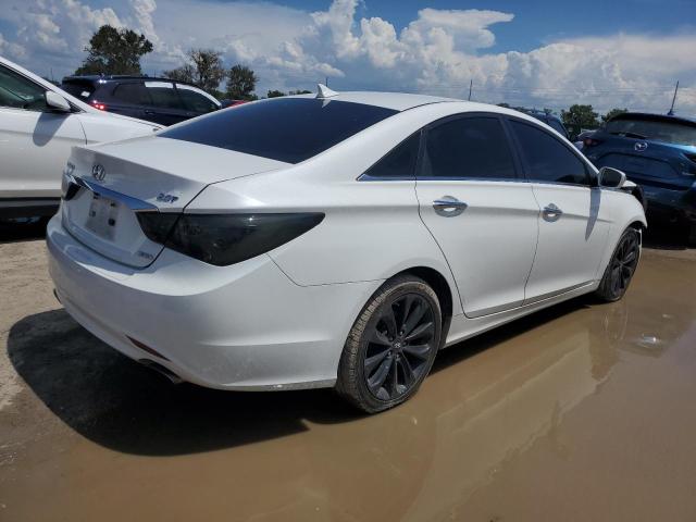Photo 3 from auction – 2011 HYUNDAI SONATA SE with VIN 5NPEC4AB8BH254985