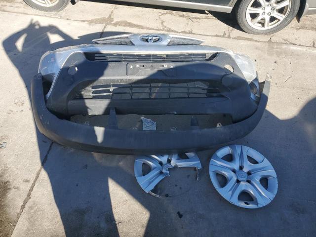 Photo 13 from auction – 2013 TOYOTA RAV4 LE with VIN JTMBFREV8DD004229