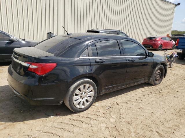 Photo 3 from auction – 2013 CHRYSLER 200 LX with VIN 1C3CCBAB4DN640998